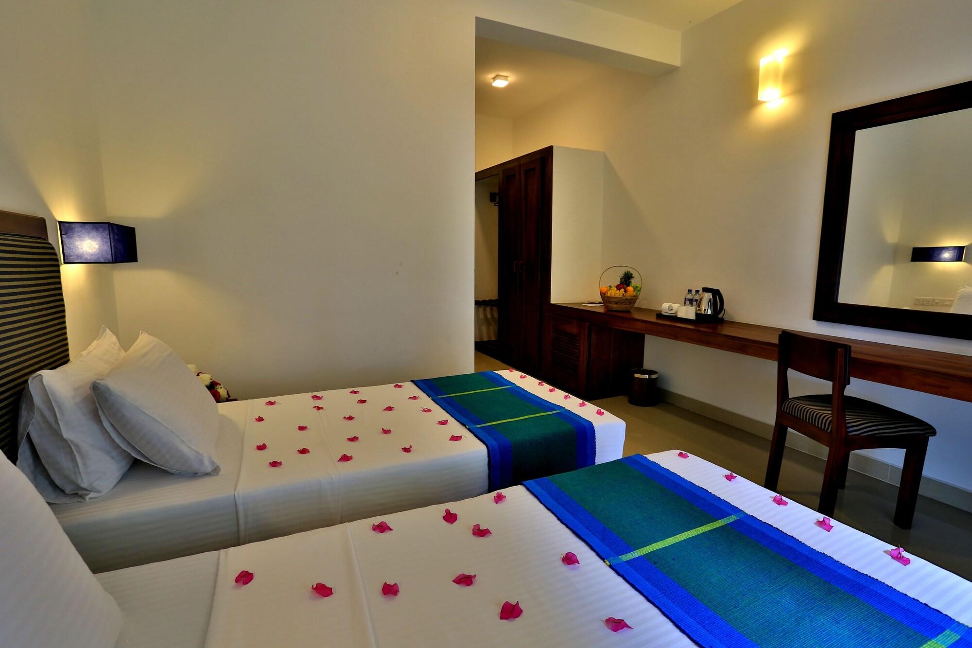 The Blue Wave Hotel Arugam Bay Εξωτερικό φωτογραφία