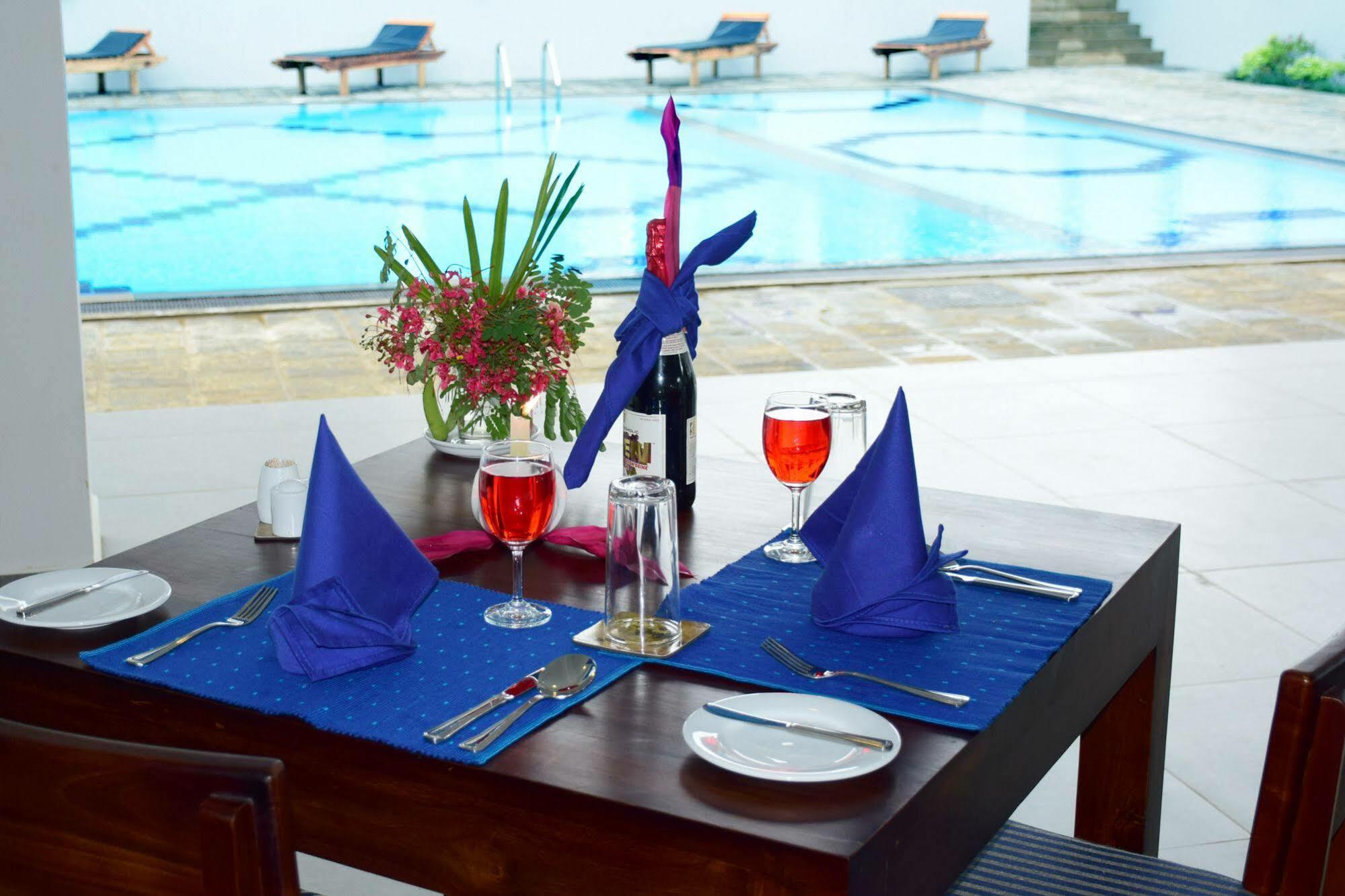 The Blue Wave Hotel Arugam Bay Εξωτερικό φωτογραφία